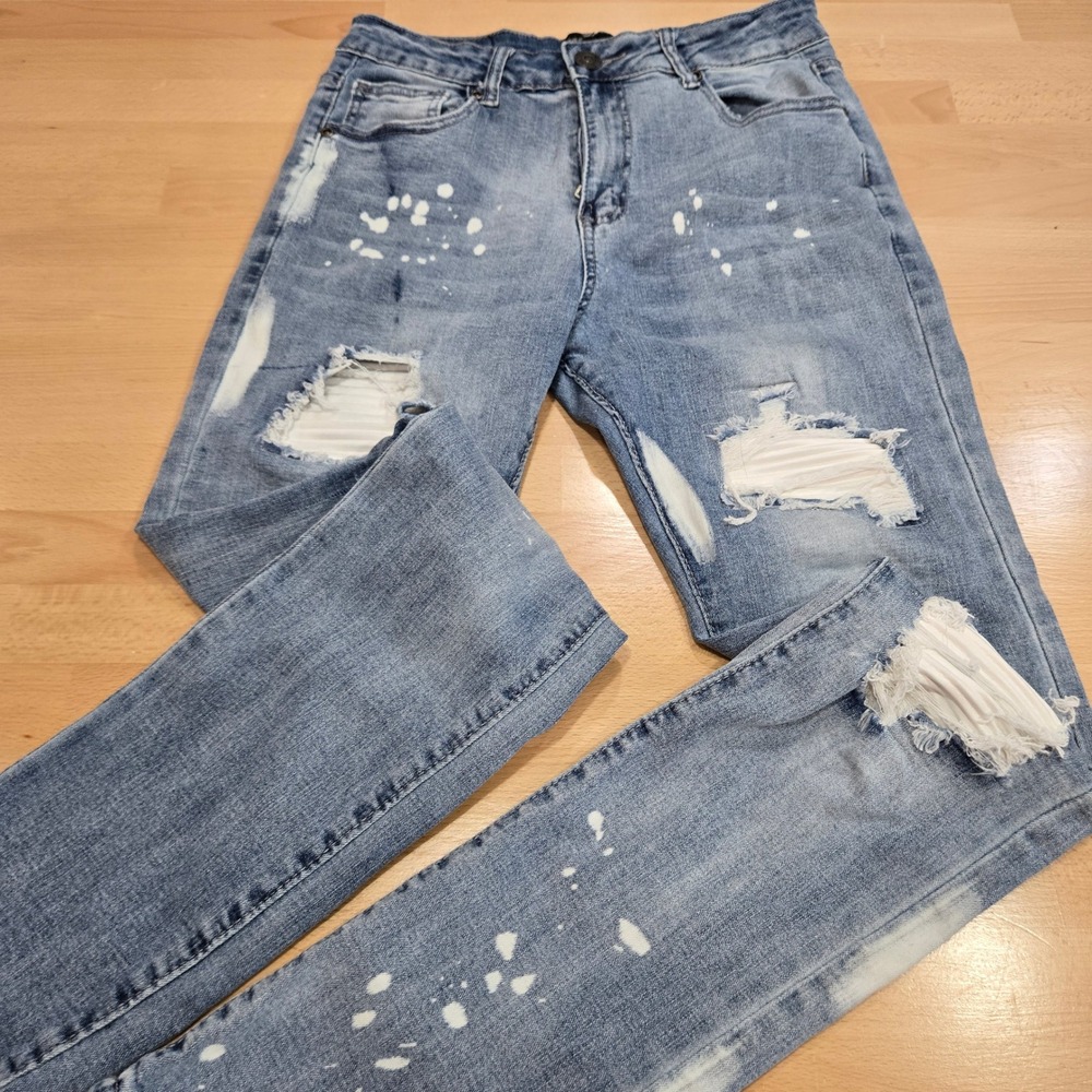 Waimea Size 20 Light Wash Distressed Paint Splatter Skinny Jeans